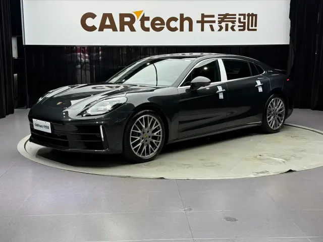 Фотография автомобиля — Porsche Panamera