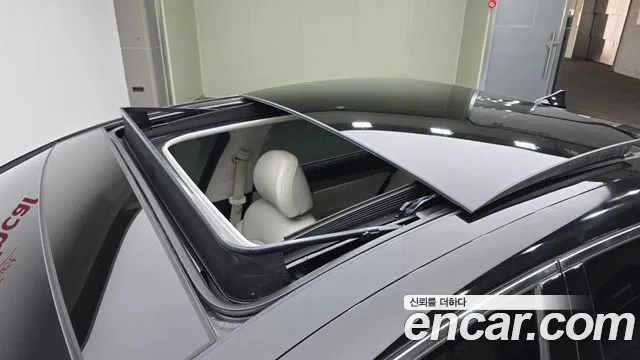 Hyundai Grandeur Grandeur (New) Hybrid — Фото автомобиля 19