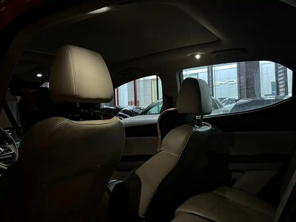BYD Yuan Pro 2021 401KM Luxury Model — Фото автомобиля 9