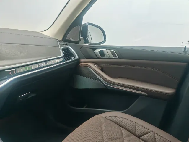 BMW X5 — Фото автомобиля 12
