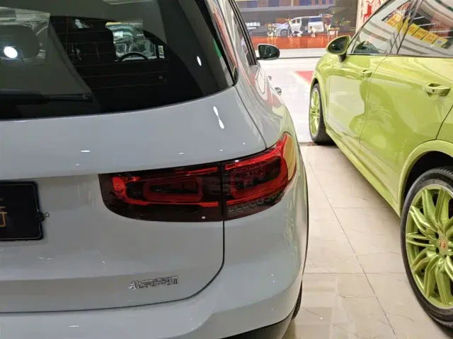Mercedes-Benz GLB-Class — Фото автомобиля 6