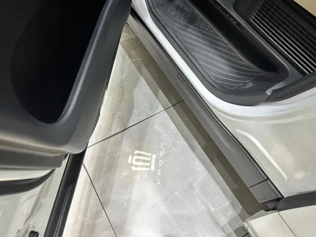 Toyota Vellfire — Фото автомобиля 6