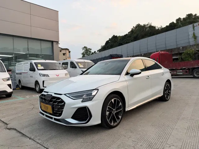 Фотография автомобиля — Audi A3