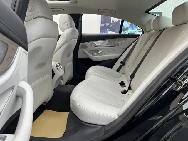 Mercedes-Benz CLS-Class — Фото автомобиля 16