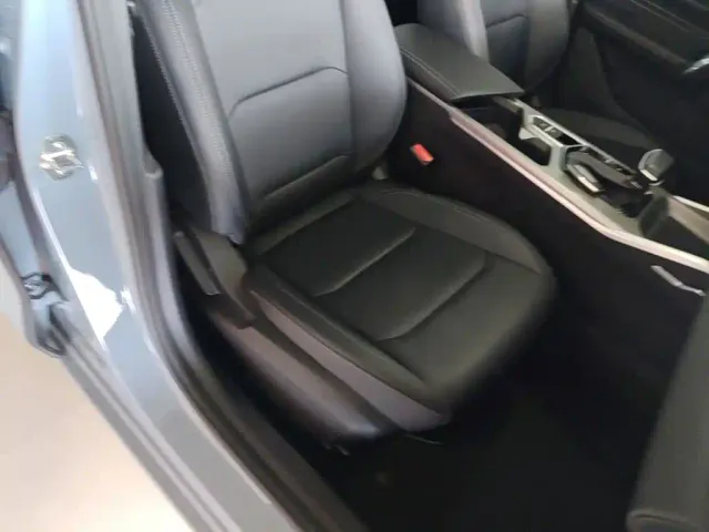 Geely Emgrand — Фото автомобиля 24