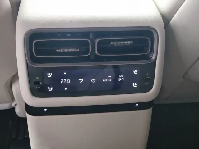 Li Auto i6 — Фото автомобиля 13