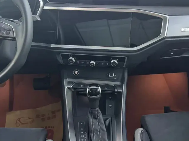 Audi Audi Q3 2022 35 TFSI Fashion Dynamic — Фото автомобиля 9