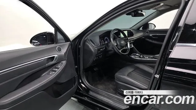Hyundai Sonata — Фото автомобиля 15