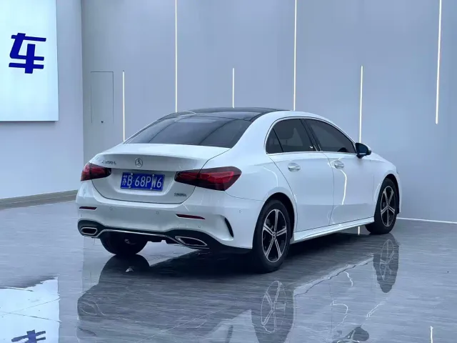 Mercedes-Benz A-Class — Фото автомобиля 12