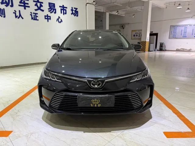 Toyota Corolla — Фото автомобиля 2
