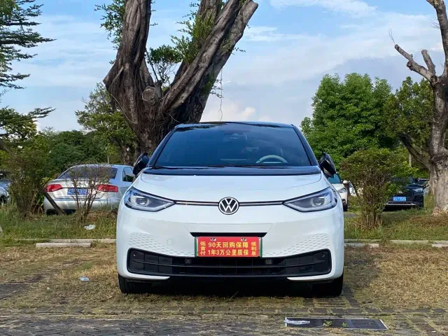 Volkswagen ID.3 — Фото автомобиля 2