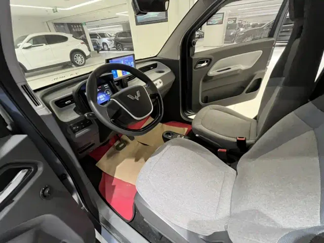 Wuling Hongguang Mini EV — Фото автомобиля 7