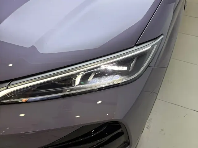 BYD Song Ultra — Фото автомобиля 3