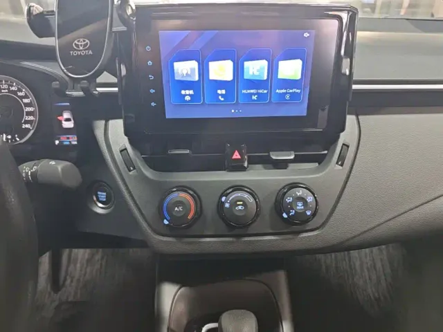 Toyota Corolla — Фото автомобиля 12