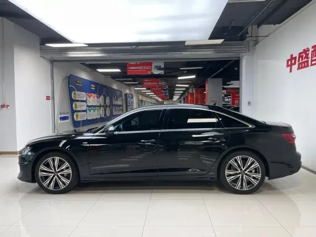 Audi A6L — Фото автомобиля 4