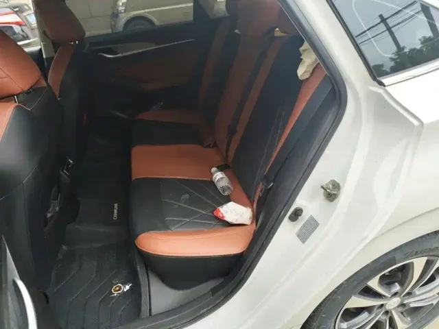 Changan Eado — Фото автомобиля 14