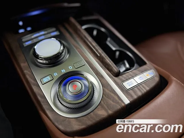 Genesis G80 Бензин 3.5 турбо AWD — Фото автомобиля 12
