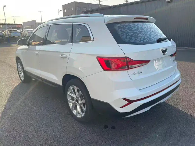 Jetta VS7 — Фото автомобиля 4
