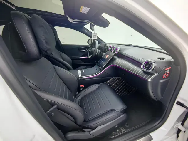 Mercedes-Benz C-Class — Фото автомобиля 12