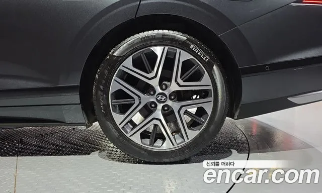 Hyundai Grandeur GN7 — Фото автомобиля 6