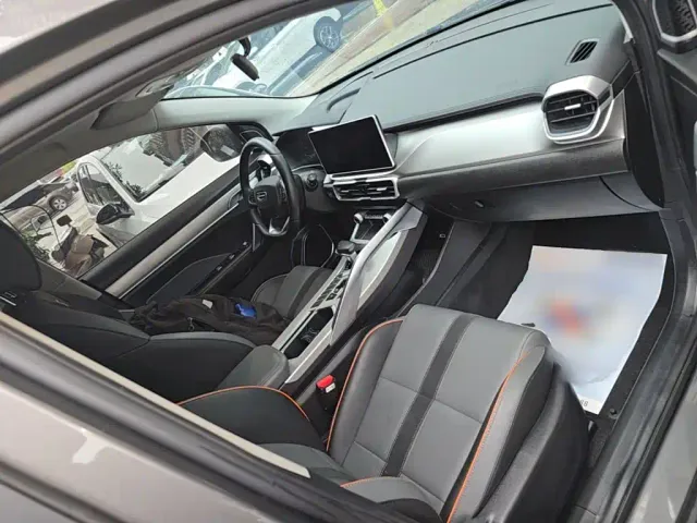Geely Binyue — Фото автомобиля 24
