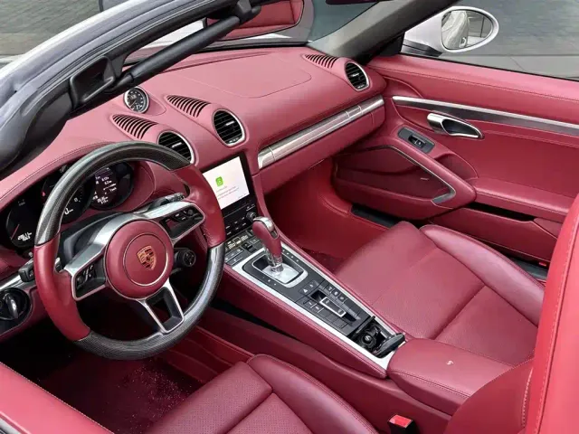 Porsche 718 — Фото автомобиля 14