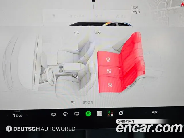 Tesla Model 3 — Фото автомобиля 16