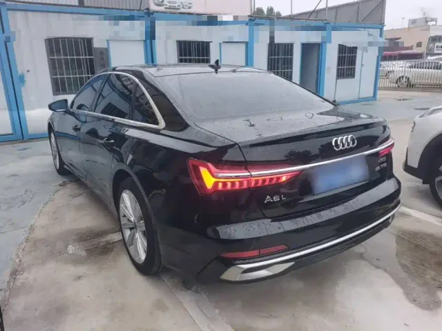 Audi A6L — Фото автомобиля 4