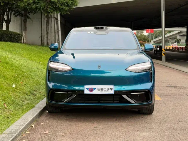 Aito M6 — Фото автомобиля 2