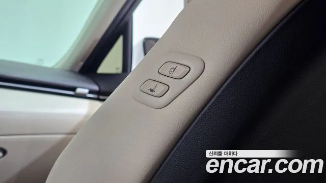 Genesis GV70 — Фото автомобиля 29