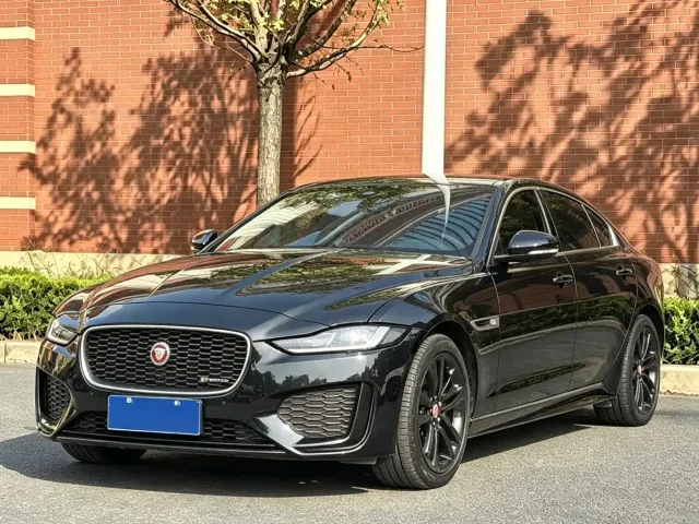 Фотография автомобиля — Jaguar XEL