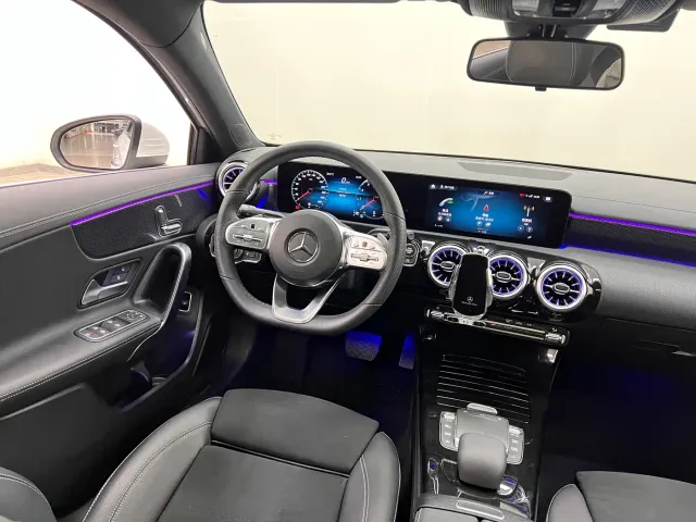 Mercedes-Benz A-Class — Фото автомобиля 20
