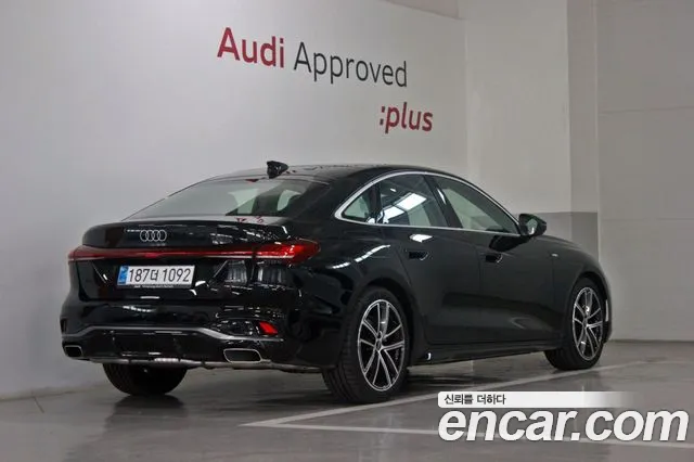 Audi A5 40 TFSI quattro S Line — Фото автомобиля 2
