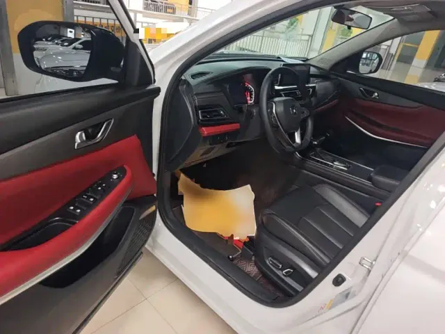 Changan CS75 — Фото автомобиля 15
