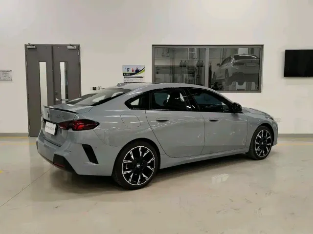 BMW 2 Series — Фото автомобиля 10