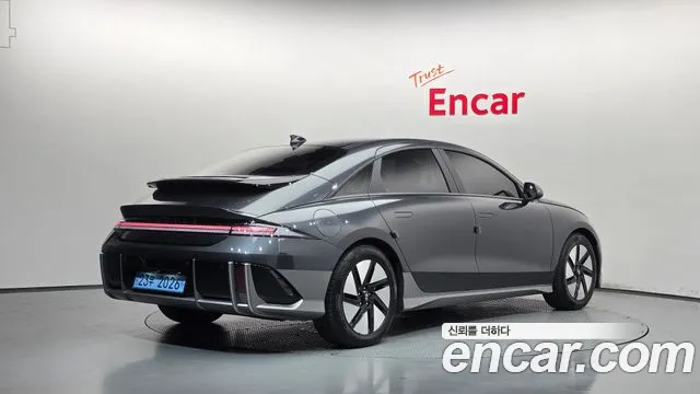 Hyundai Ioniq 6 — Фото автомобиля 2