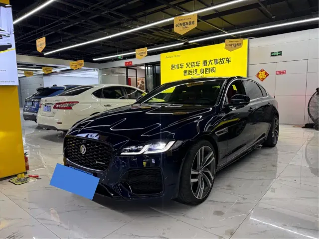 Фотография автомобиля — Jaguar XFL