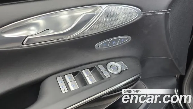 Genesis GV70 2.5T Бензин 2WD — Фото автомобиля 26