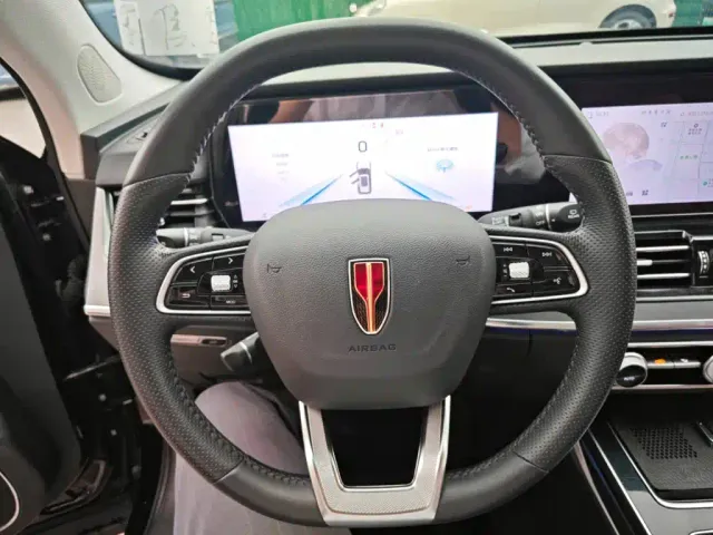 Hongqi HS5 — Фото автомобиля 3