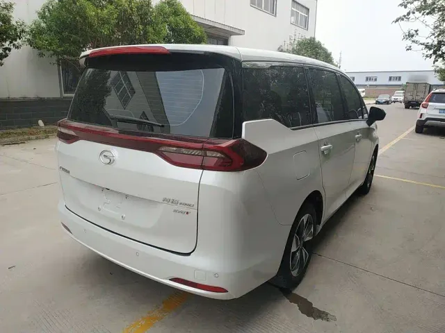 GAC Trumpchi M6 — Фото автомобиля 4