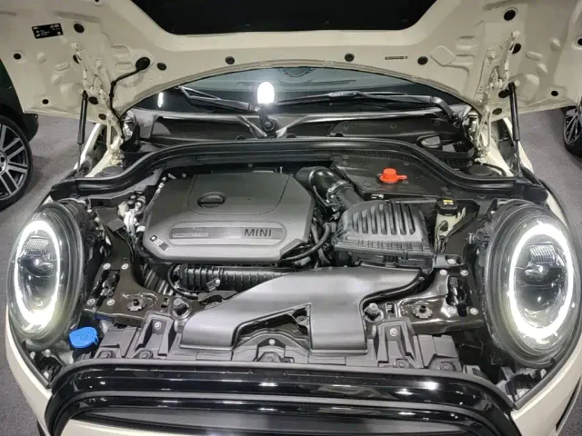 MINI Hatch — Фото автомобиля 19