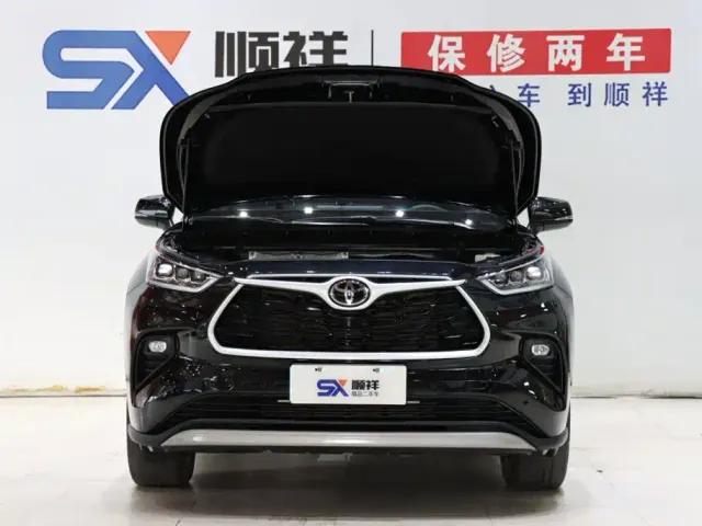 Toyota Highlander — Фото автомобиля 19