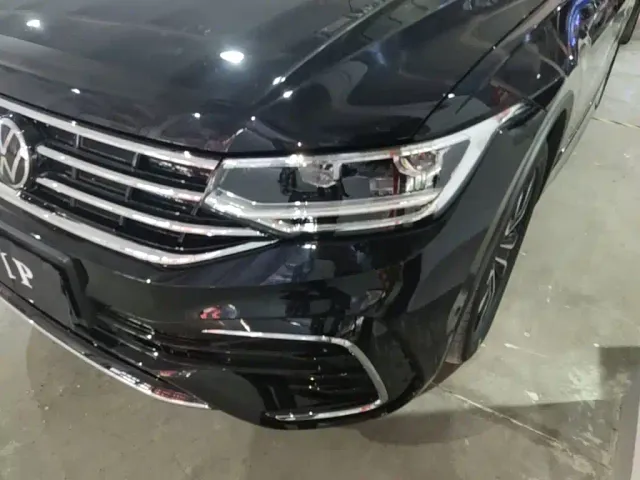 Volkswagen Tiguan L — Фото автомобиля 23
