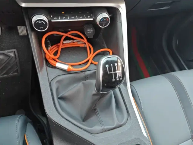 Geely Binyue — Фото автомобиля 10