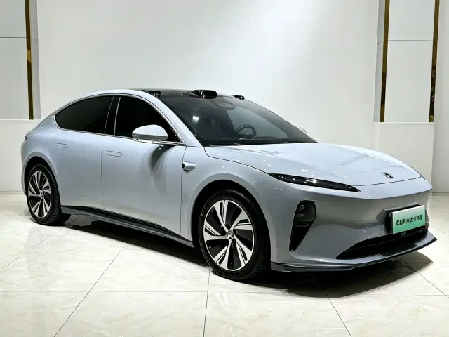 Nio ET5 — Фото автомобиля 3