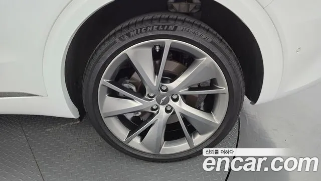 Genesis GV70 — Фото автомобиля 6
