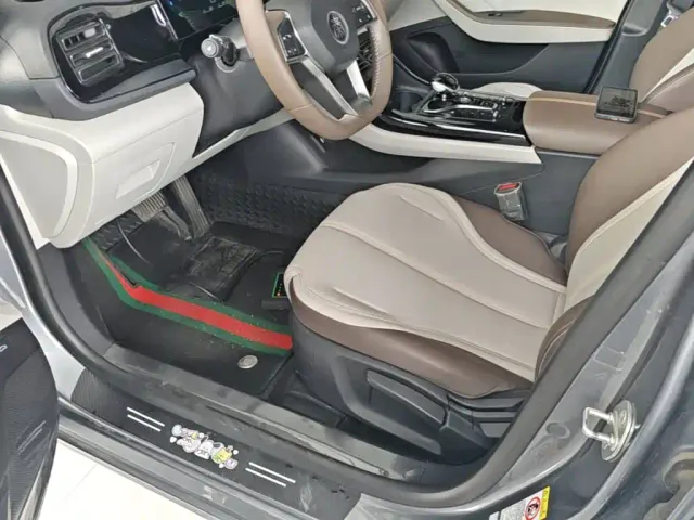 BYD Qin PLUS — Фото автомобиля 14