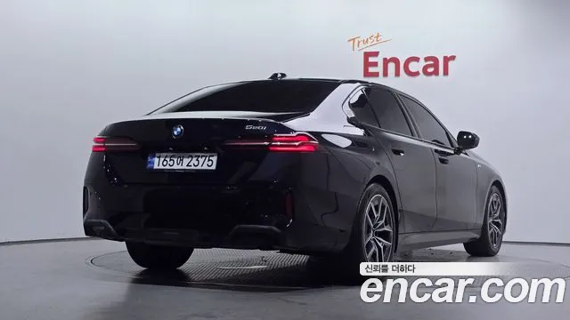 BMW 5-Series — Фото автомобиля 2