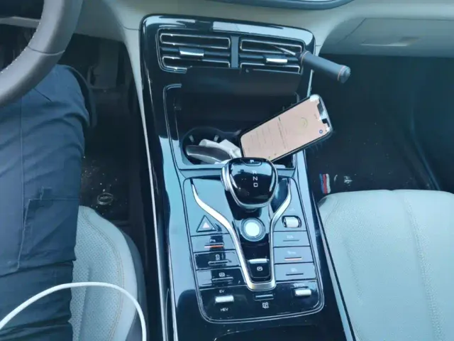 BYD Qin PLUS — Фото автомобиля 13