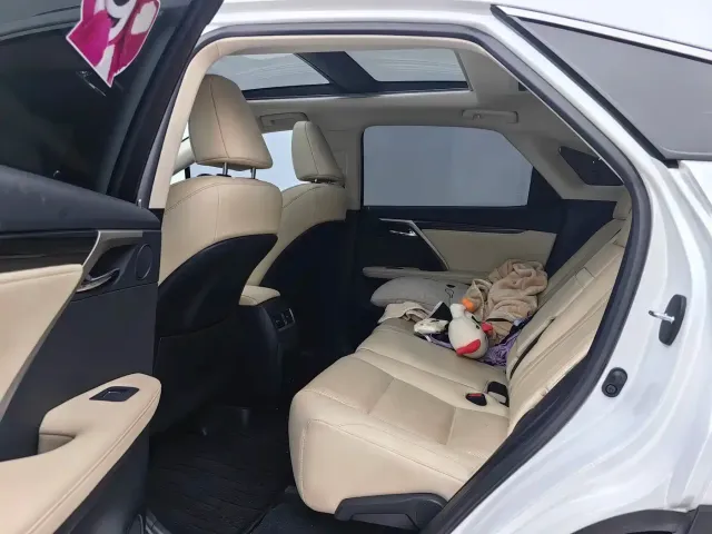 Lexus RX — Фото автомобиля 5